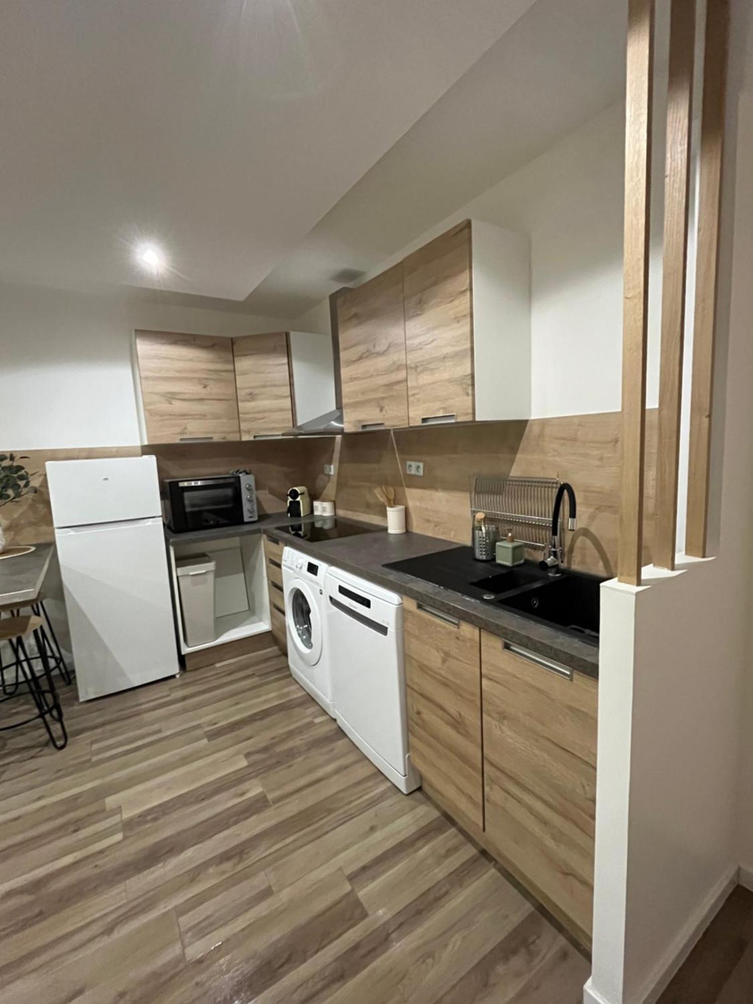 Hana 4 Personnes Calme Business&family Apartment Guyancourt